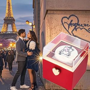 Portagioie a Forma di Orso Rotante con Candela Profumata, Regalo Sorpresa per Proposte di Matrimonio, Categoria Prodotto Elegante e Dettagliata - Product Image 4