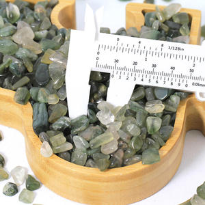 Vente en gros de copeaux de cheveux de rutilation verte naturelle, pierres roulées de guérison, graviers de rutilation verte pour la décoration intérieure, qualité supérieure - Product Image 3