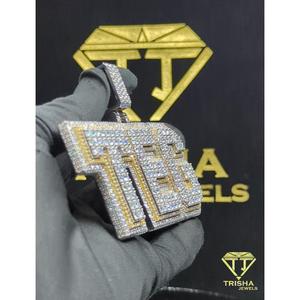 จี้ตัวอักษร "TEG" สุดฮิต ประดับเพชร VVS มอยส์ซาไนต์ และเงินแท้ 925 เครื่องประดับฮิปฮอป โดย Trisha Jewels - Product Image 4