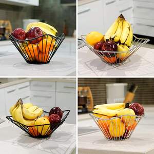 Panier de rangement contemporain en métal maillé, organisateur de placard durable pour la maison - Product Image 3