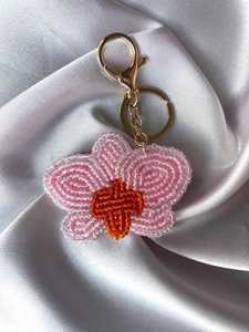 Porte-clés fleur rose tissée avec anneau en alliage de zinc rouge, forme irrégulière mignonne, accessoire mousqueton en résine artisanale - Product Image 5