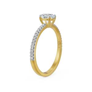 Bague classique intemporelle en moissanite taille ovale avec pavés, bague en or bicolore, bijoux de mariage et d'anniversaire, cadeau élégant - Product Image 4