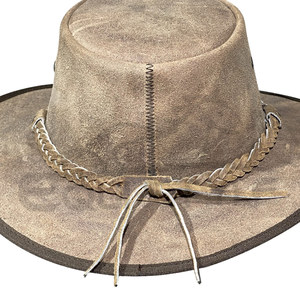 Sombrero de Vaquero Artesanal de Cuero Envejecido con Banda Trenzada, Ala Ancha, Resistente, Accesorio para Hombre, Estilo Ranchero - Product Image 5