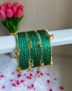 Ensemble de bracelets Churiyan en perles de verre, finition ombrée, accents scintillants, couleurs personnalisées, designs traditionnels kashmiris, bracelets tendance - Product Image 5