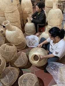 Lampes suspendues en bambou artisanales en gros, abat-jour naturellement tissés, fabriqués au Vietnam - Product Image 6