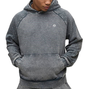 เสื้อฮู้ดดี้ฟอกสีแบบกำหนดเองสำหรับผู้ชาย ผ้าฟลีซหนานุ่ม ทรงบ็อกซี่ แขนเสื้อประดับเพชร สตรีทแวร์ โลโก้สั่งทำได้ ขายส่ง รับผลิตแบบ OEM - Product Image 4