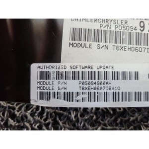 300 ECU y Módulos de Computación Usados 05094900AH - Product Image 4