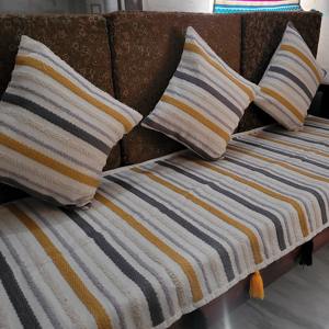 Funda de sofá tejida a mano con diseño jacquard para sofá de 3 plazas con juego de 3 fundas de cojín, juego de fundas de sofá tejidas a mano. - Product Image 1