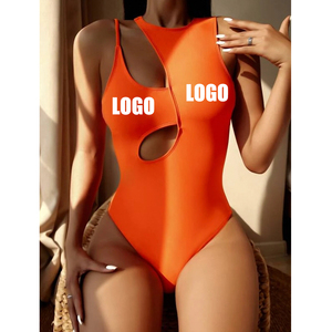 Maillot de bain une pièce orange pour femme, style halter, découpes ajourées, coupe haute, collection 2026 - Product Image 4
