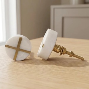 Perillas de resina de alta calidad para gabinetes de cocina, cómodas, armarios y muebles de almacenamiento, disponibles para la venta. - Product Image 5