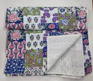 Floral Print Patchwork Eco-Friendly Cotton <b>Quilt</b> Blue Pink Green Pastoral Style Folded Home Decor All-Season <b>Throw</b> Wedding Hotel - Product Image 2