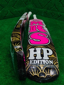 Bate de Cricket OEM Tapeball Coconut de Alta Calidad, Ediciones para Jugadores MRS Hassan Painda, Personalizado, Ligero, Suministro de Fábrica - Product Image 5