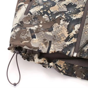 Chaqueta de Caza de Camuflaje para Hombre, Chaqueta de Invierno de Poliéster Impermeable con Capucha y Mangas Largas - Product Image 6