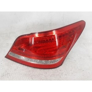 Luz Trasera Derecha Usada Equus 924023N000 - Product Image 1