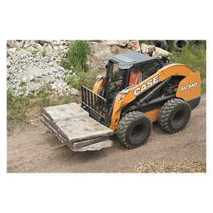 Chargeuse compacte puissante SR340 conçue pour une productivité maximale - Product Image 1