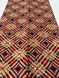 Tissu en coton ciré africain Siyara Leone avec des motifs bicolores populaires, idéal pour la couture de vêtements, l'artisanat et les projets de courtepointe - Product Image 3