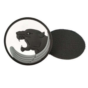Écussons en caoutchouc souple 3D personnalisés avec logo en relief, badges tissés à coudre, couleurs et tailles sur mesure pour fabricants de vêtements – Vente directe en gros - Product Image 1
