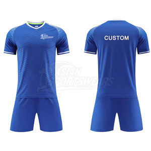 Ensemble d'uniformes de football durables avec coutures renforcées, coupe confortable, fabriqué en matériau respirant, adapté aux matchs - Product Image 3