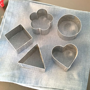 Mini Cortadores de Acero Inoxidable de 4.5cm de Altura, 8 Formas Disponibles, Ecológicos, Aptos para Horno: Corazón, Cuadrado, Rectángulo, Flor, Triángulo, Hexágono - Product Image 4