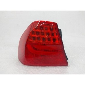 ไฟท้ายซ้ายมือสอง รุ่น 3 ซีรีส์ รหัส 21839014 - Product Image 1