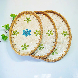 Plateau de service ovale jetable en feuille de palmier MPL Vietnam, motif floral bleu-vert, écologique et biodégradable, pour mariage, fête, restaurant - Product Image 1