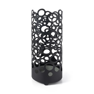 Porte-parapluies moderne en métal découpé au laser, design géométrique ajouré, avec plateau d'égouttage amovible, pour la maison et l'entrée d'hôtel - Product Image 1