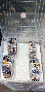 Juego de 4 Brazaletes de Vidrio Hechos a Mano, Brazaletes Coloridos de Moda, Joyería Étnica Tradicional para Mujer, Suministro al por Mayor para Exportación - Product Image 2