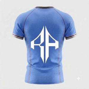 Camiseta Rash Guard de MMA de Alta Calidad en Spandex/Poliéster para Adultos con Logotipo Blanco en el Frente con Impresión por Transferencia de Calor - Product Image 3