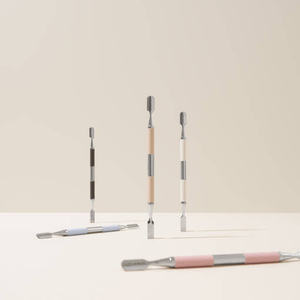 LUCANUS Poussoir à cuticules en acier inoxydable à manche en silicone de haute qualité Poussoir à cuticules pour ongles pour salon de vente en gros - Product Image 4