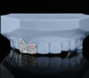 Gorras Rainbow Diamond Grillz |   Grillz Dentales Personalizados con Gemas Multicolores - Product Image 1