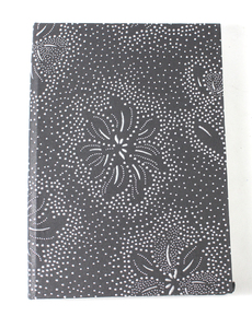 Carnet de notes A5 personnalisé avec logo en relief, fait main, en papier noir, accessoire d'écriture promotionnel en gros - Product Image 1