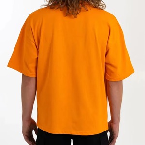 T-shirt à manches courtes col rond pour homme, personnalisé avec logo OEM, broderie et impression sur mesure, tissu épais, collection 2026 - Product Image 3
