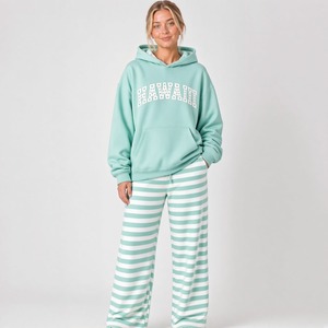 Ensemble coordonné décontracté pour femmes, sweat-shirt à capuche avec motif graphique, pantalon décontracté à jambes larges et rayé, tissu doux et confortable au toucher - Product Image 6