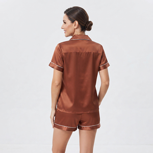 Conjunto de Pantalones Cortos de Satén para Mujer, Camisa de Manga Corta con Botones 100% Seda, Pantalones Cortos de Dos Piezas, Ropa de Dormir Clásica, Pantalones Cortos de Verano para la Noche - Product Image 3