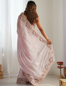 Sari de organza de viscosa adornado con detalles KV para ocasiones festivas - Sin arrugas y reversible - Product Image 4