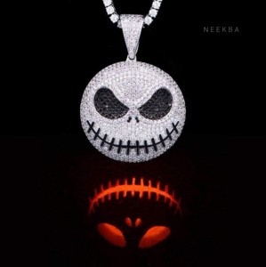 Pendentif Moissanite Jack Skellington, Pendentif Crâne Moissanite Halloween, Pendentif Crâne en Argent 925 Fait Main, Pendentif Hip Hop Iced - Product Image 1