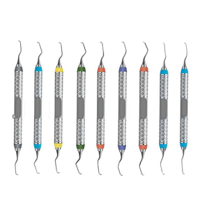 Kit d'instruments chirurgicaux dentaires manuels - Réutilisables, en acier inoxydable de qualité allemande, légers et réutilisables - Product Image 1