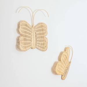 Décoration murale en rotin naturel fait main, papillon tissé, artisanat écologique pour chambre d'enfant, décoration de chambre d'enfant. - Product Image 1