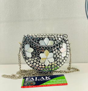 Pochette en métal rustique naturel sac à main miroir bohème sac à main fête de mariage commande en gros de Falak World Export - Product Image 1