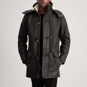 Chaqueta de Invierno para Hombre de Cuero Genuino con Forro de Piel Sintética, Capucha, Cierre de Cremallera, Estilo Casual Largo, Resistente al Viento y Gruesa - Product Image 1