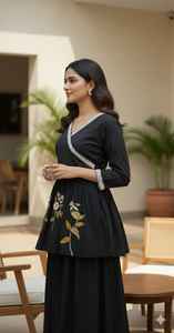 Conjunto de Pantalón y Kurta Sharara Pakistaní Indio, Étnico, Festivo, Elegante, Liso, Negro, para Mujer - Product Image 3