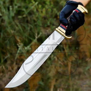 Cuchillo de Camping Hecho a Mano de Acero al Carbono con Borde Parcialmente Dentado, Mango de Cuerno de Búfalo, Duradero, Ligero y Multifuncional - Product Image 3