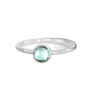 Bague en argent sterling 925 avec pierre précieuse en quartz aqua facetté martelé, bijoux pour femmes - Product Image 1