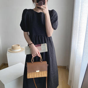 Bolso de Ratán Hecho a Mano con Solapa, Estilo Coreano, Estilo INS, Bolso Bandolera de Paja, Diseño Exclusivo, Bolso Tejido para Mujer, Nueva Moda 2026 - Product Image 6