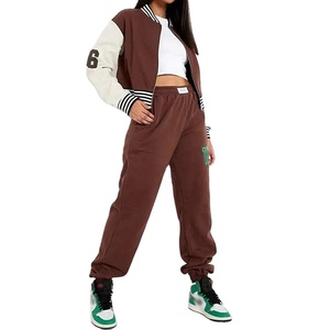 Conjunto Deportivo Informal con Capucha para Gimnasio, Chaqueta Bomber Deportiva con Bordado de Béisbol para Mujer, Venta al por Mayor 2026 - Product Image 6
