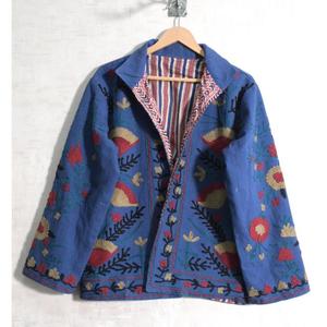Veste bohème Suzani faite à la main pour femmes, en coton brodé, style ethnique, pour festival - Product Image 2