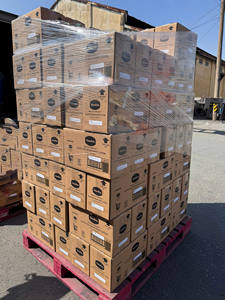 Sérum éclaircissant Gluta-Hya pour une peau saine et éclatante, soin réparateur de nuit, 300 ml x 12 tubes - Product Image 5