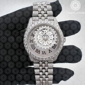 Reloj de Cuarzo Analógico de Acero Inoxidable de Lujo Charm Jewellis, Esfera Redonda de 38 mm con Incrustaciones de Diamantes, Cierre Plegable, Unisex - Product Image 4