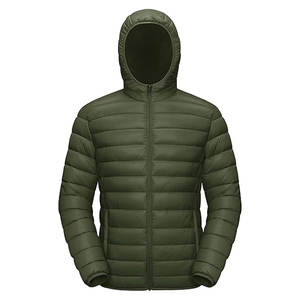 Veste matelassée à capuche pour homme, directement de l'usine, tissu léger et chaud, manteau d'hiver isolé, parfait pour les activités de plein air - Product Image 1