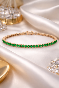 Pulsera Elegante y Delicada de Plata de Ley 925 Hecha a Mano con Esmeralda para Mujer - Product Image 2